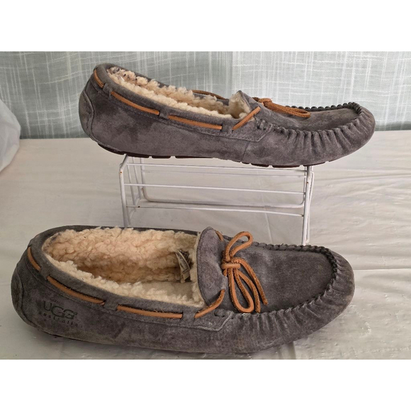Women's UGG‎ Moccasin Slippers Size 10 Gray dusty blue - Picture 2 of 8